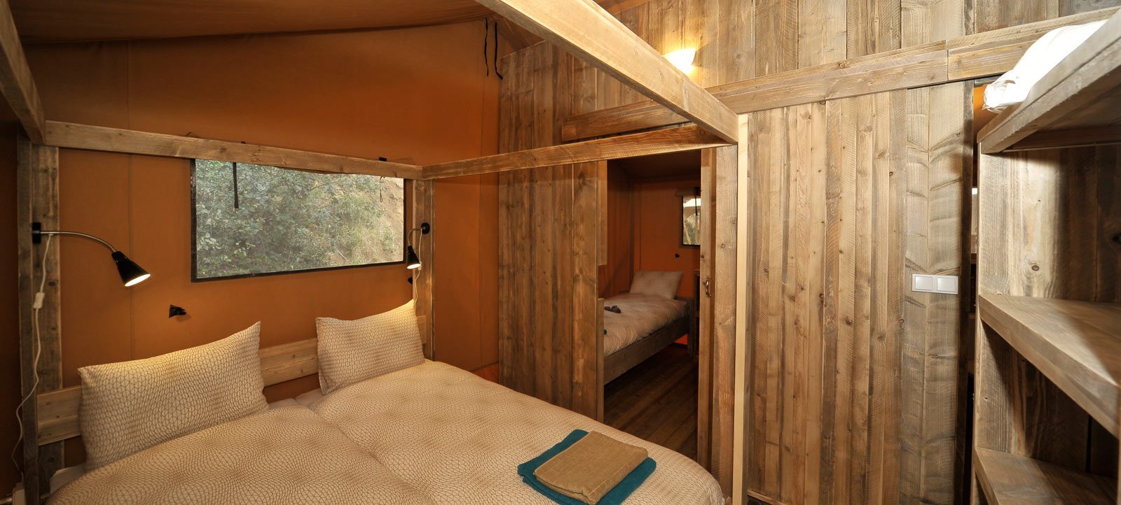 ec:allotjaments/luxe-tenten/glamping_6.jpg