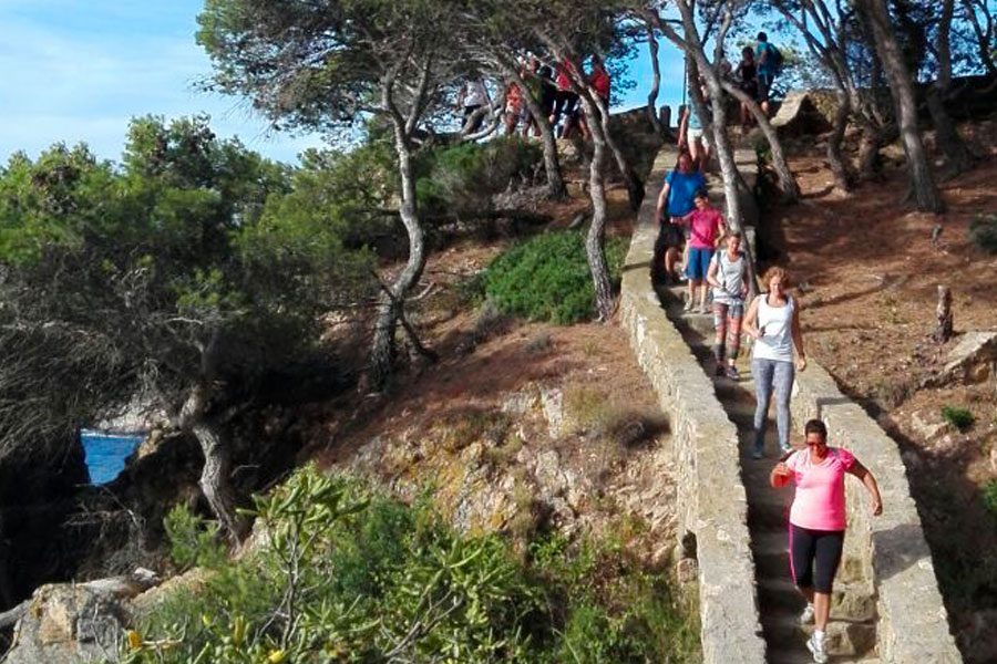 ec:activitats/nordic-walking-costa-brava.jpg